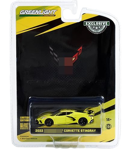 Amazon.com: Greenlight 30321 2022 Chevy Corvette C8 Stingray Coupe